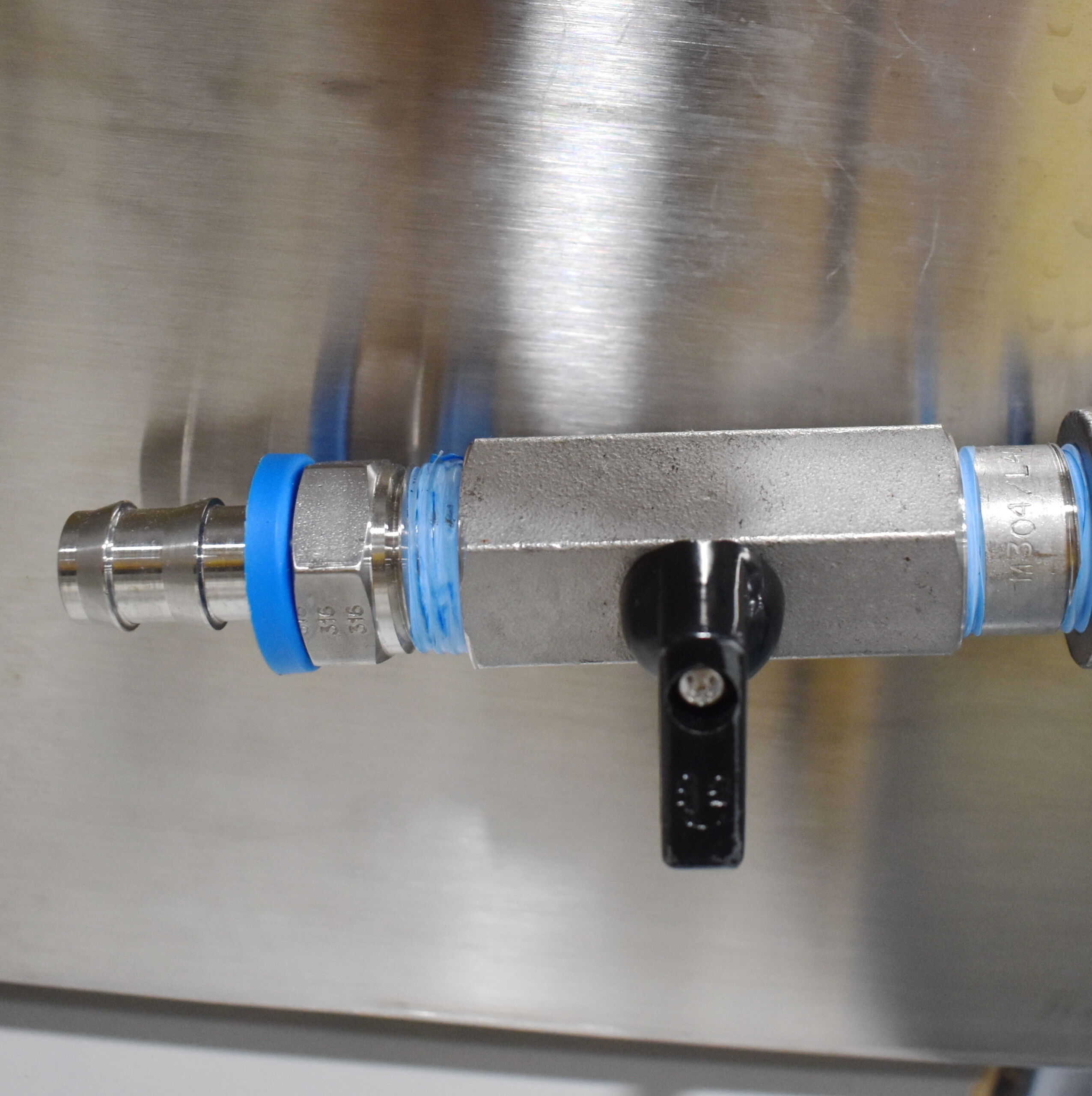 3413-Stainless-Steel-drain-valve-for-1211X